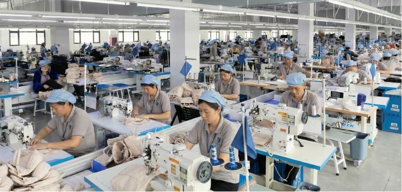 Production line workstation